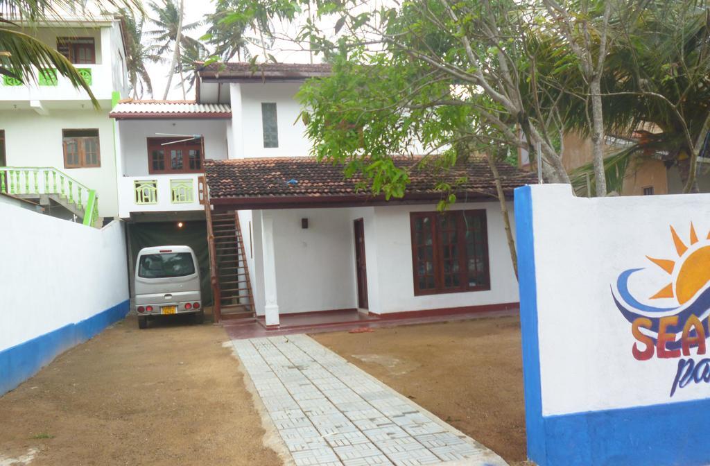 Seaview Paradise Inn Weligama Buitenkant foto